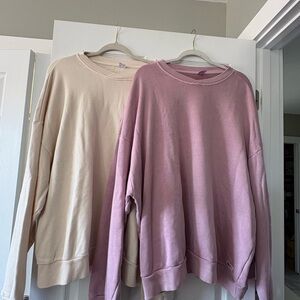 Reebok Women’s Crewneck Sweatshirt in Dusty Pink & Cream